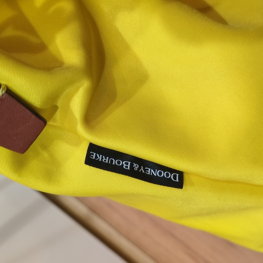 Dooney & Bourke EUC Yellow Nylon Wayfarer Hobo Purse W/ Matching Coin Pouch Bag - Picture 15 of 16